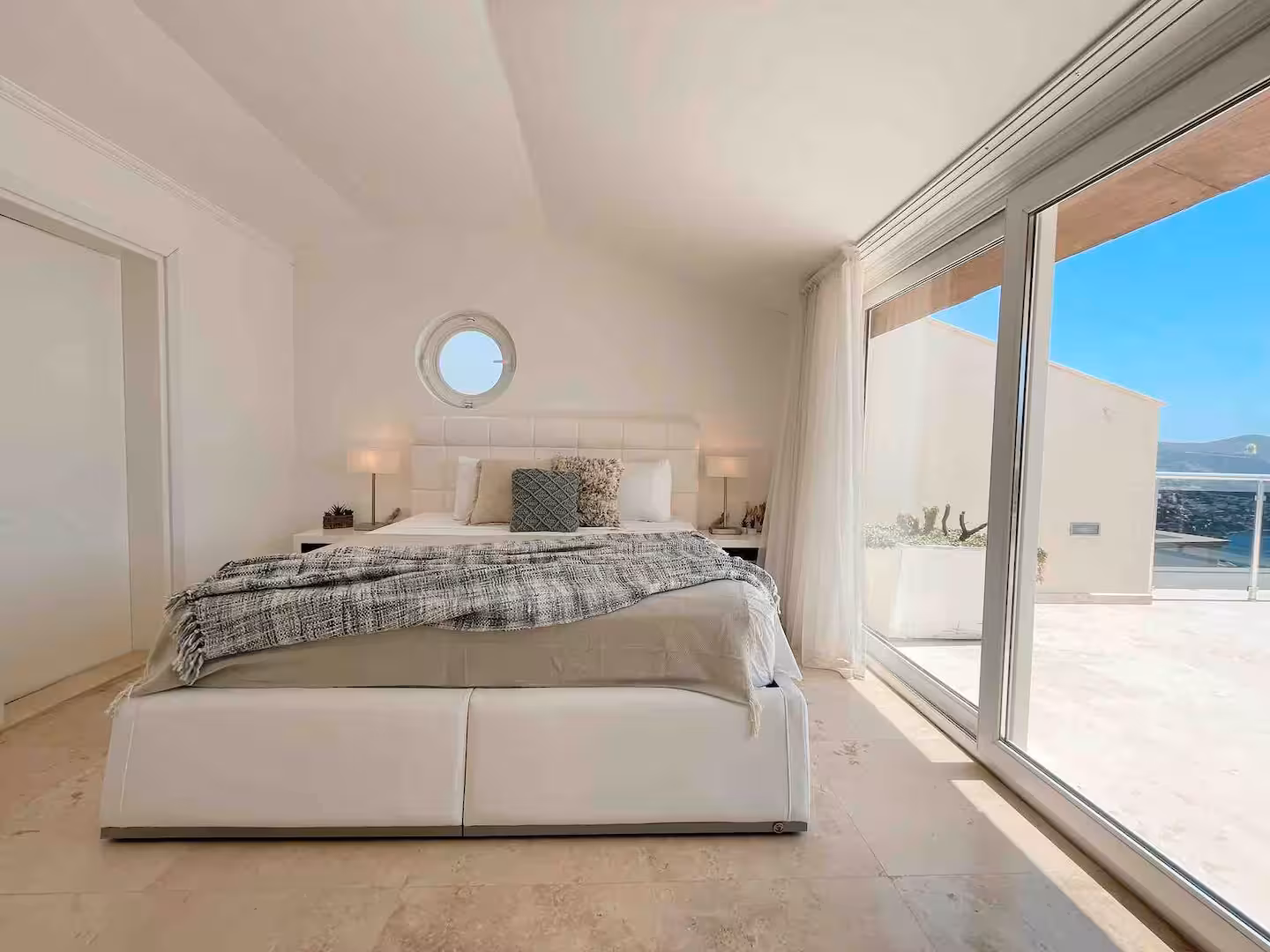 King bedroom